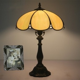 Lampa tal-mejda Tiffany...