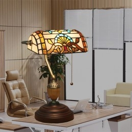 Lampa tal-mejda Tiffany...