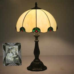 Lampa tal-mejda Tiffany...