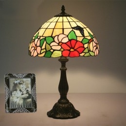 Lampa tal-mejda Tiffany...