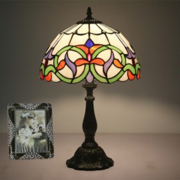 Lampa tal-mejda Tiffany...