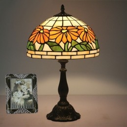 Lampa tal-mejda Tiffany...