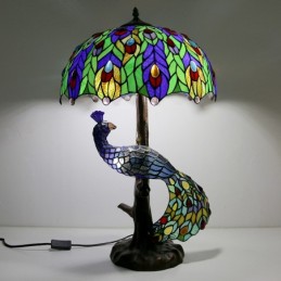 Lampa tal-mejda tal-istil...