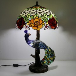 Lampa tal-mejda tal-istil...