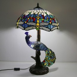 Lampa tal-mejda tal-istil...