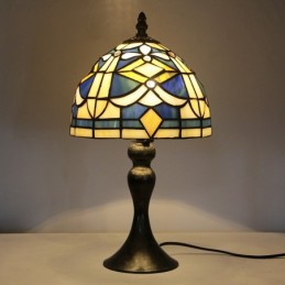 Mudell sempliċi Tiffany...
